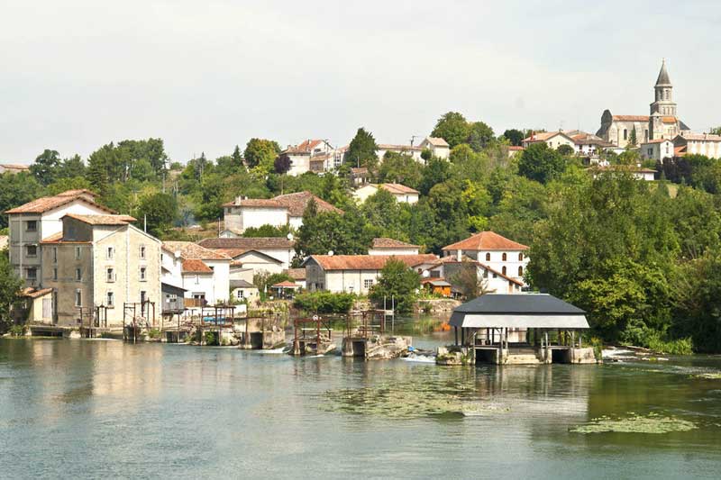 Hausboote-mieten-Frankreich-Charente St.-Simeux