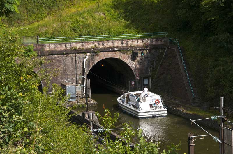 Tunnel von Arzviller, Hausboot ohne Führerschein, Elsass