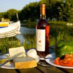 Canal du Midi, Südfrankreich, Wein und Käse