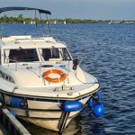 Hausboot in Holland mieten: Locaboat Europa 500 Außenansicht