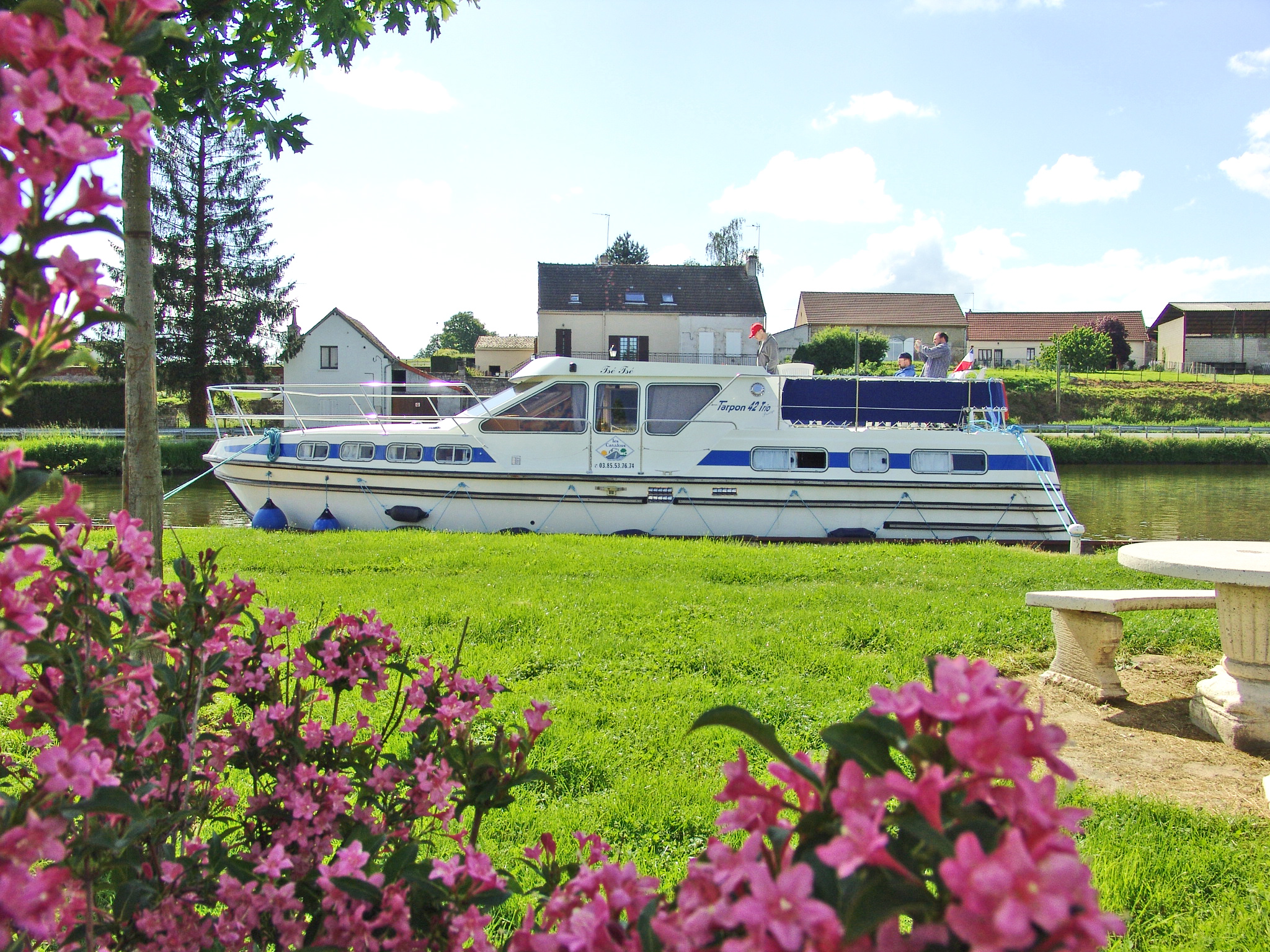 Hausboot Böckl - Hausboot Tarpon 42 TP Prestige - Hausboot-urlaub3